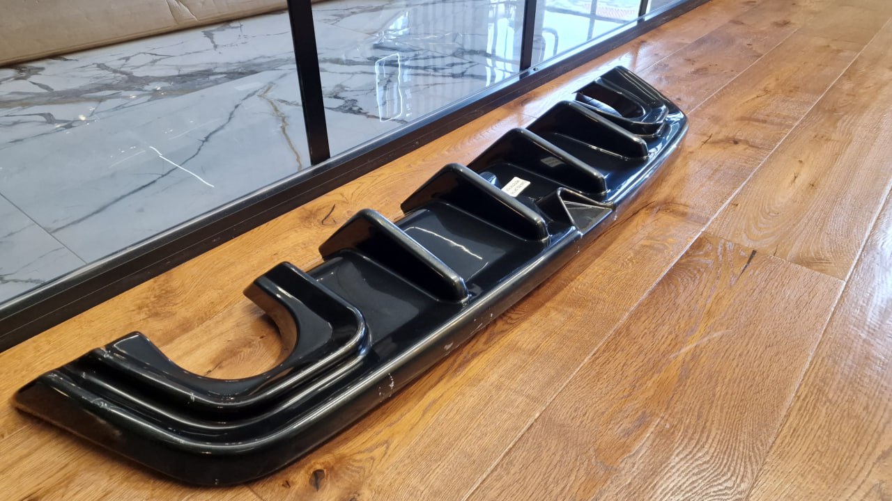 ART. 1924 DIFFUSORE GIULIETTA NERO LUCIDO LOOK TUNING