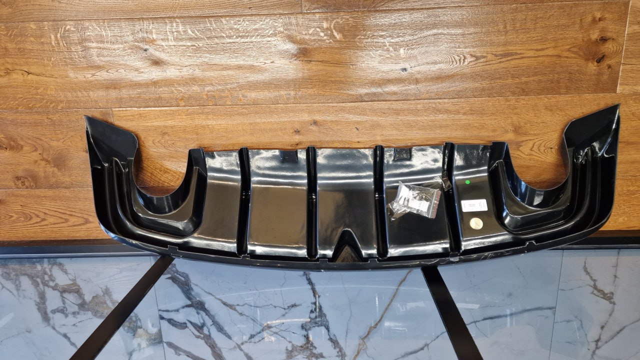 ART. 1924 DIFFUSORE GIULIETTA NERO LUCIDO LOOK TUNING