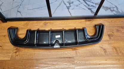 ART. 1924 DIFFUSORE ALFA ROEMO GIULIETTA NERO LUCIDO LOOK TUNING