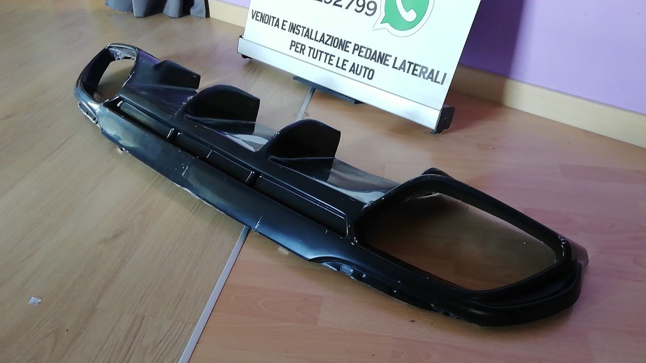 ⭐0345 DIFFUSORE ADATTO PER  GIULIA 16-21 STANDARD LOOK QUADRIFOGLIO NERO LUCIDO⭐