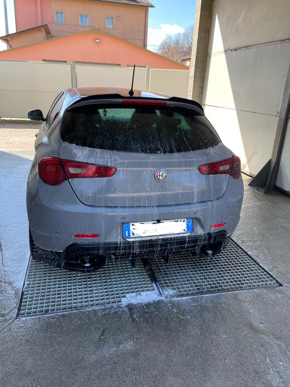 ART. 1850 SPOILER GIULIETTA 2010-2020 NERO LUCIDO