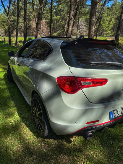 🔥SPOILER NERO LUCIDO ADATTO PER ALFA ROMEO GIULIETTA🔥