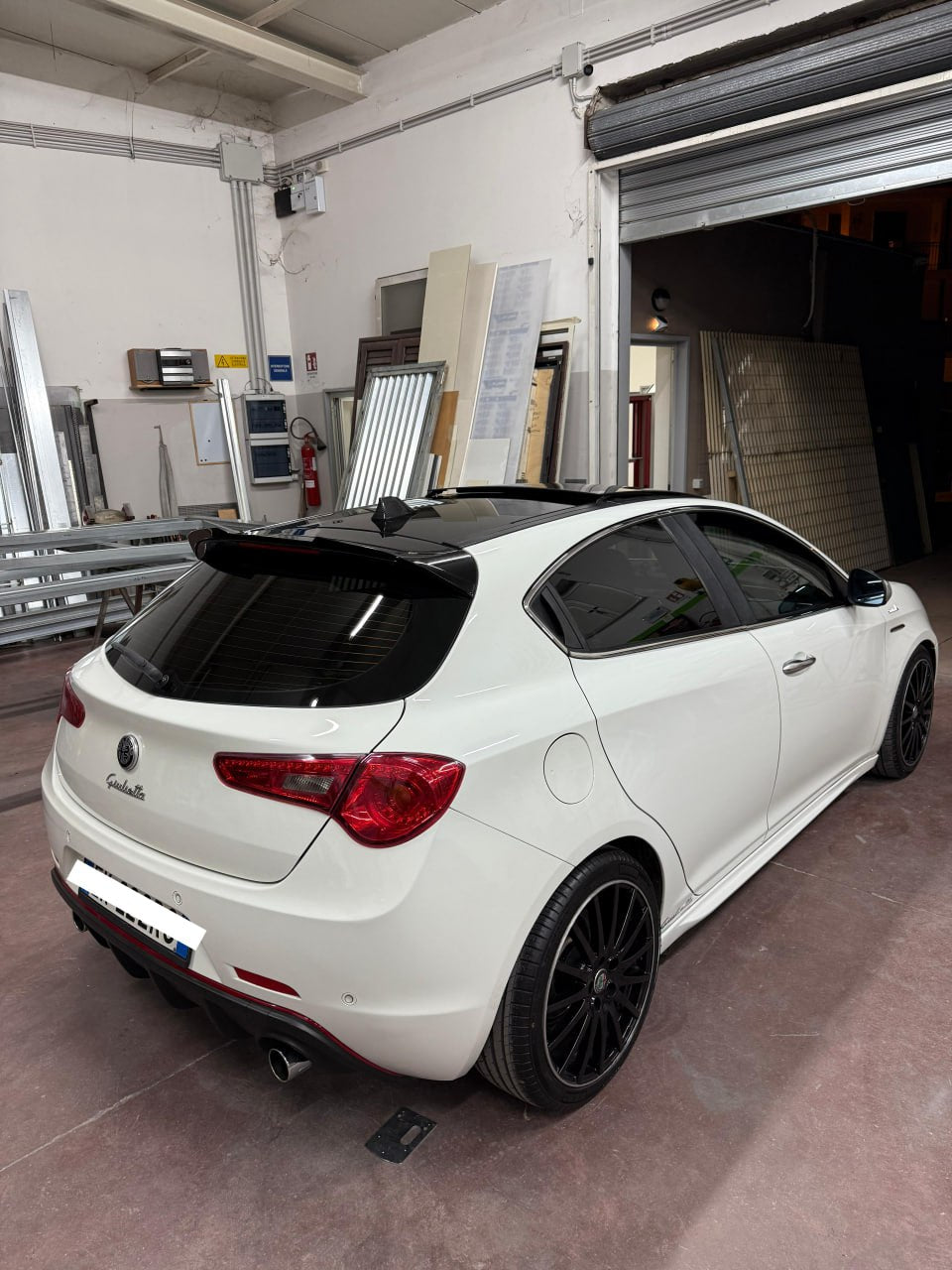 🔥SPOILER NERO LUCIDO ADATTO PER ALFA ROMEO GIULIETTA🔥