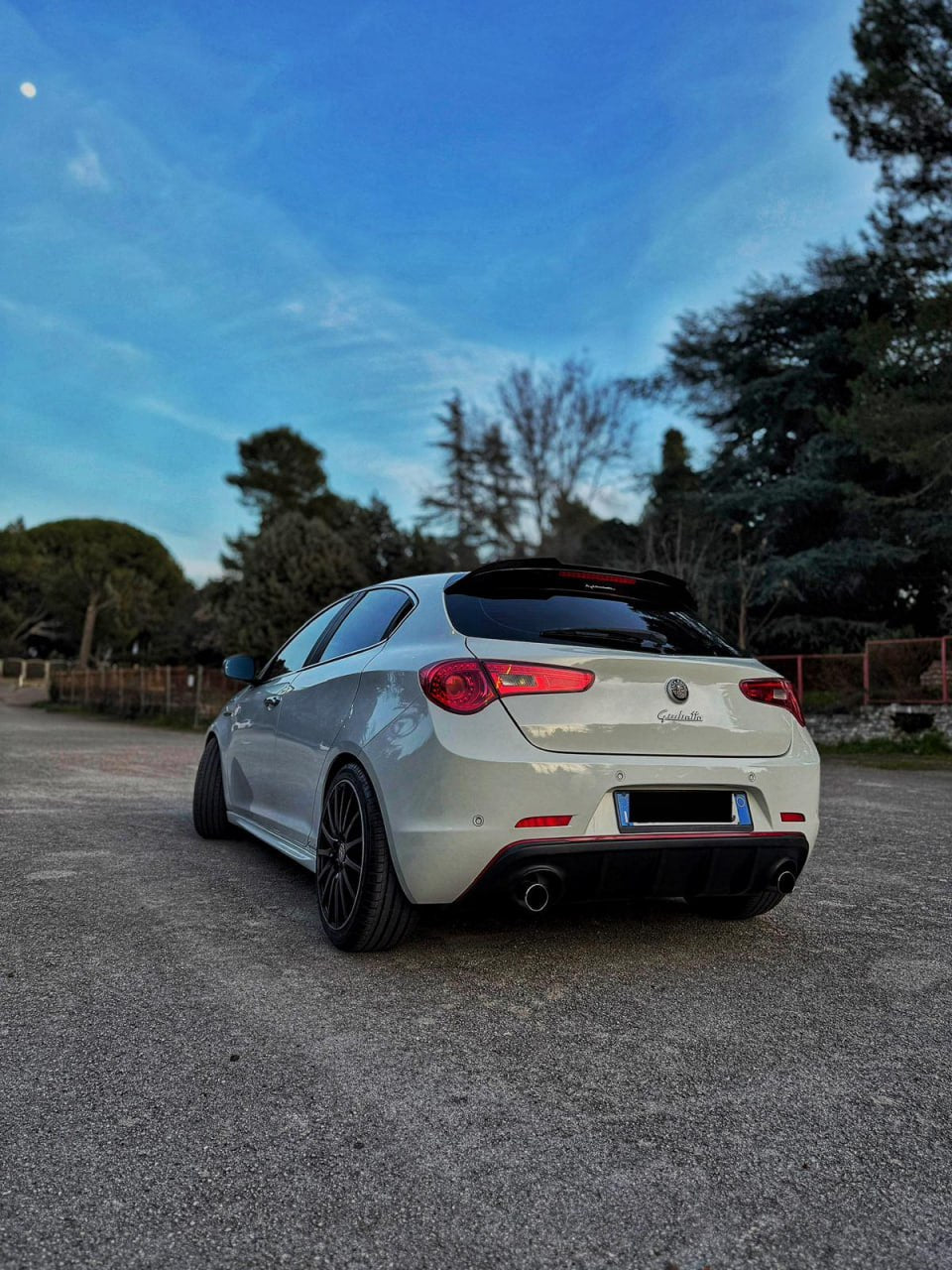 🔥SPOILER NERO LUCIDO ADATTO PER ALFA ROMEO GIULIETTA🔥