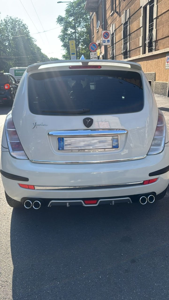 🔥DIFFUSORE POSTERIORE SOTTO PARAURTI PER LANCIA YPSILON 843 QUATTRO TERMINALI🔥