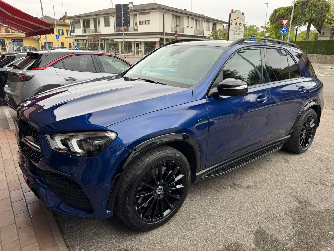 ⭐PEDANE LATERALI ADATTO PER MERCEDES BENZ GLE W167 SUV 2019-2023 NERE⭐