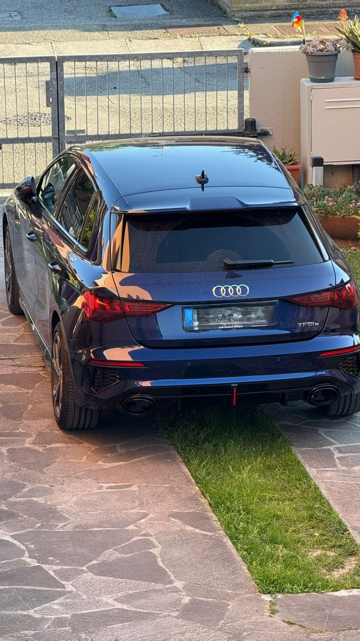 🔥1050 DIFFUSORE ADATTO PER AUDI A3 8Y 2020+ SPORTBACK LOOK RS3 🔥