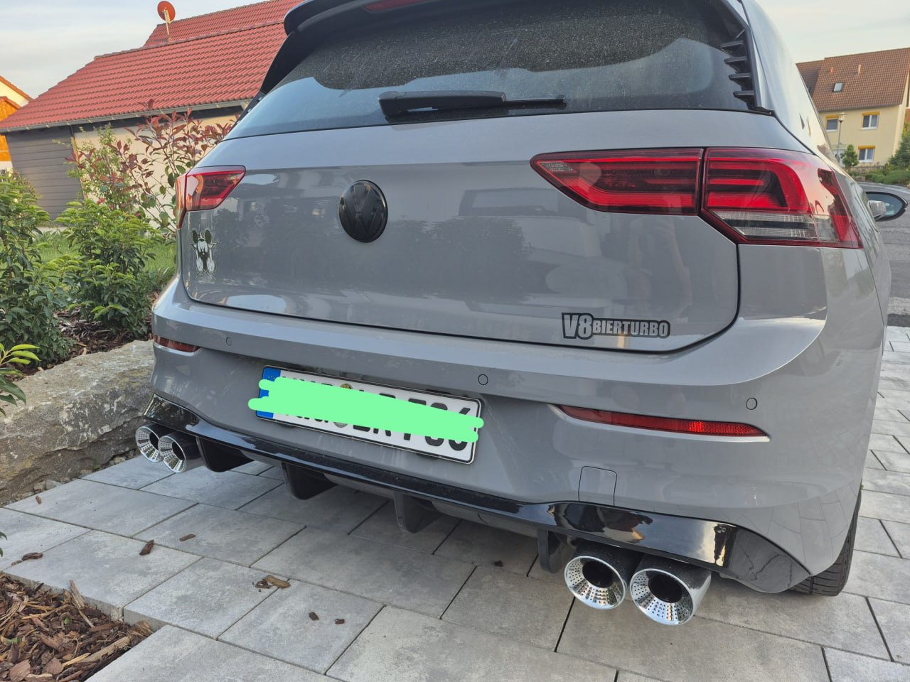 🔥0131 DIFFUSORE POSTERIORE NERO LUCIDO ADATTO PER VW GOLF 8 LOOK R TERMINALI🔥