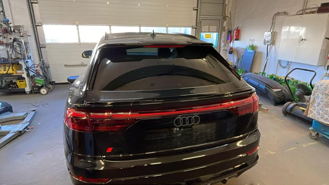 💎RSAUQ8RSPB SPOILER POSTERIORE ALETTONE SUL TETTO ADATTO PER AUDI Q8💎
