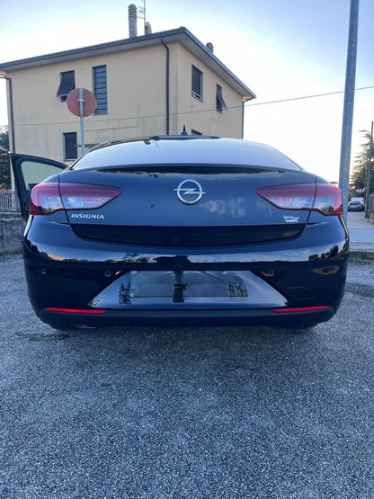 ✨0435 DIFFUSORE POSTERIORE ADATTO PER OPEL INSIGNIA B 2018+ LOOK NERO LUCIDO✨