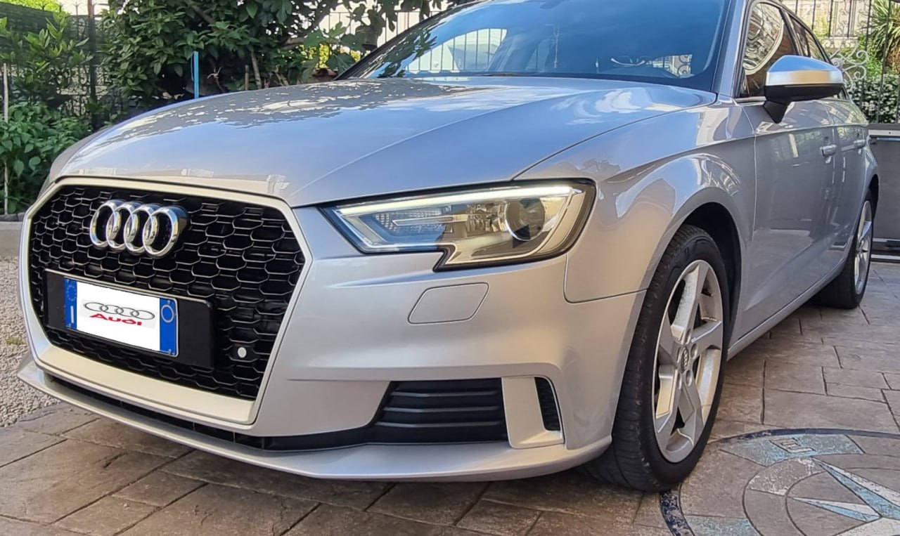 0594 ⭐GRIGLIA ADATTO PER AUDI A3 8V 2017-2020 LOOK RS3 BORDO SATINATO⭐