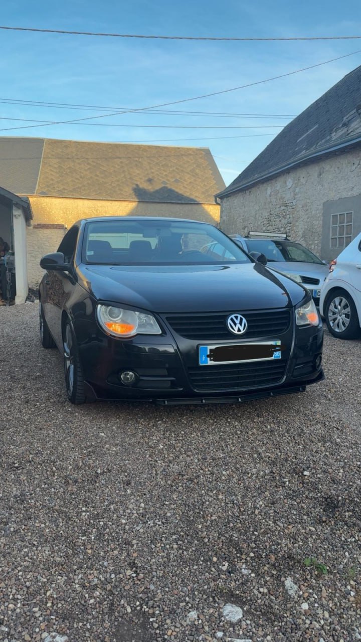 0037🔥SPLITTER ANTERIORE NERO LUCIDO PER VW EOS – LOOK SPORTIVO & AGGRESSIVO🔥