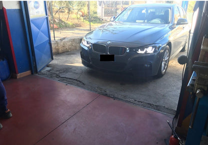 🔥FARI ANTERIORI NERI CON ANGEL EYES PER BMW SERIE 3 F30 (2011–2015)🔥