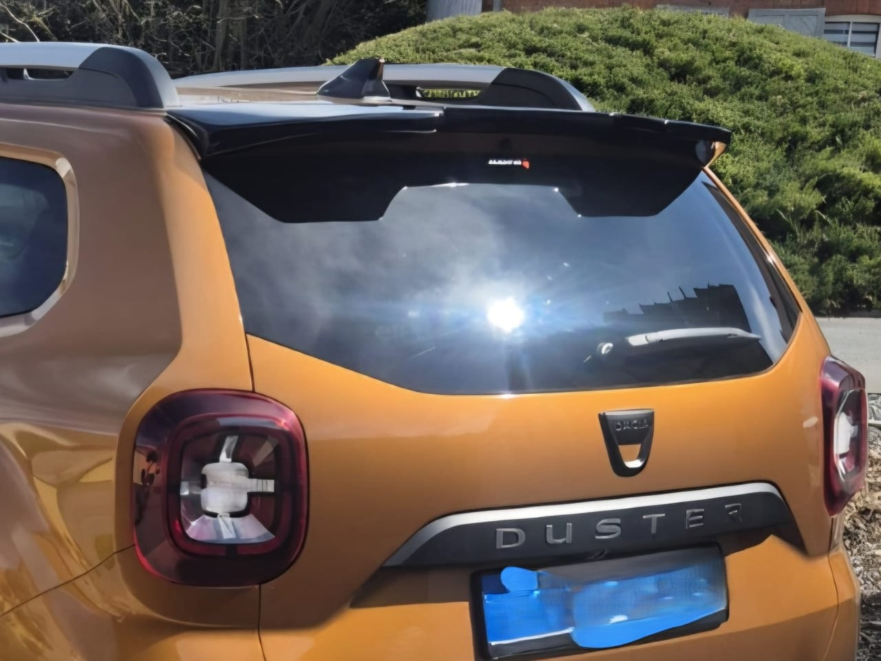 🔥1657 SPOILER TETTO PER DACIA DUSTER 2 18-21 LOOK SAFARI NERO LUCIDO 🔥