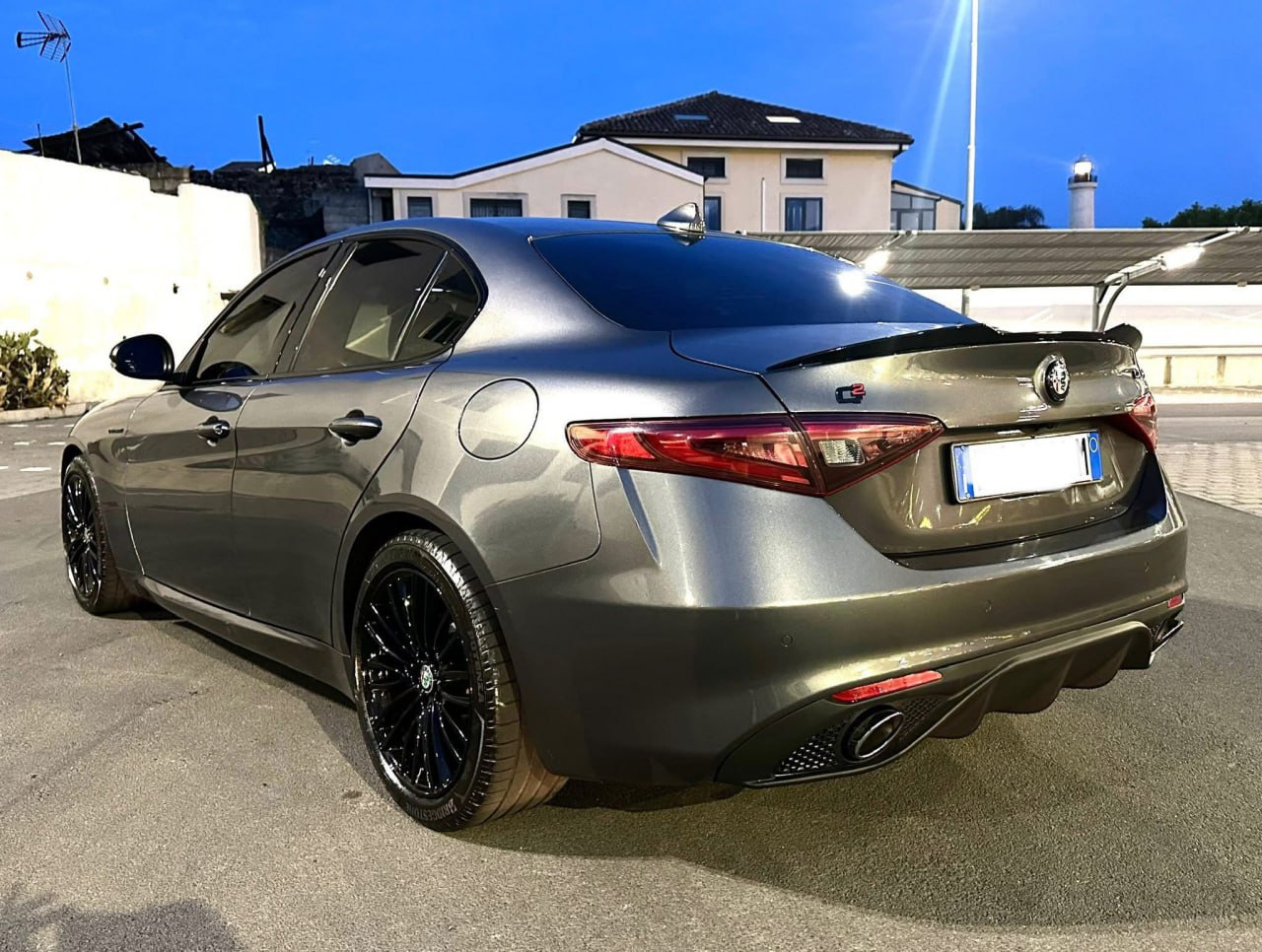 0222🔥DIFFUSORE POSTERIORE + TERMINALI CROMATI PER ALFA ROMEO GIULIA (14–18)🔥