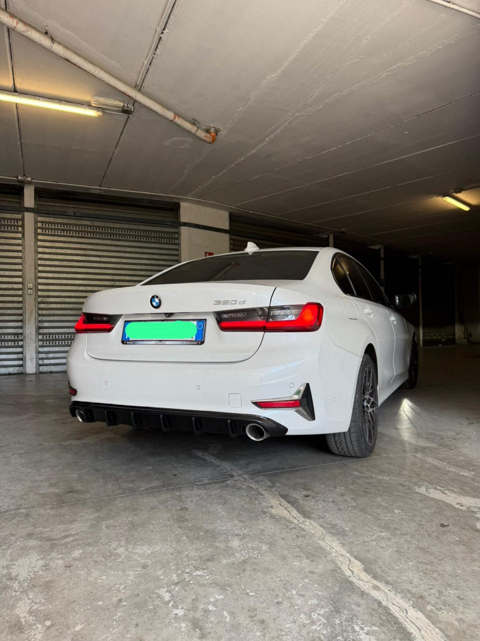 💕DIFFUSORE POSTERIORE ADATTO PER BMW SERIE 3 G20 2019+ LOOK NERO LUCIDO💕