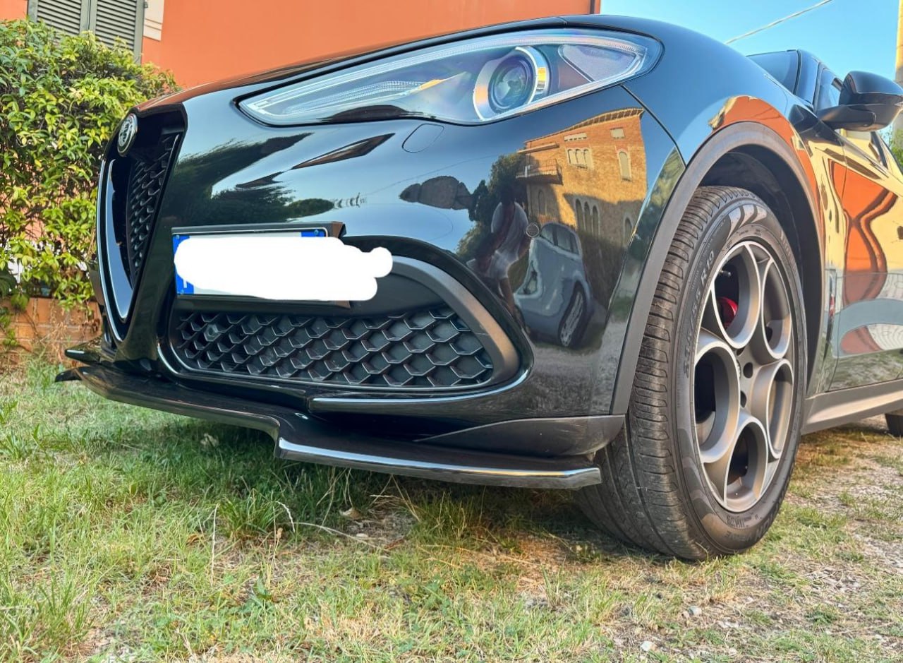 ART. 0233 SPLITTER STELVIO 2016+ NERO LUCIDO