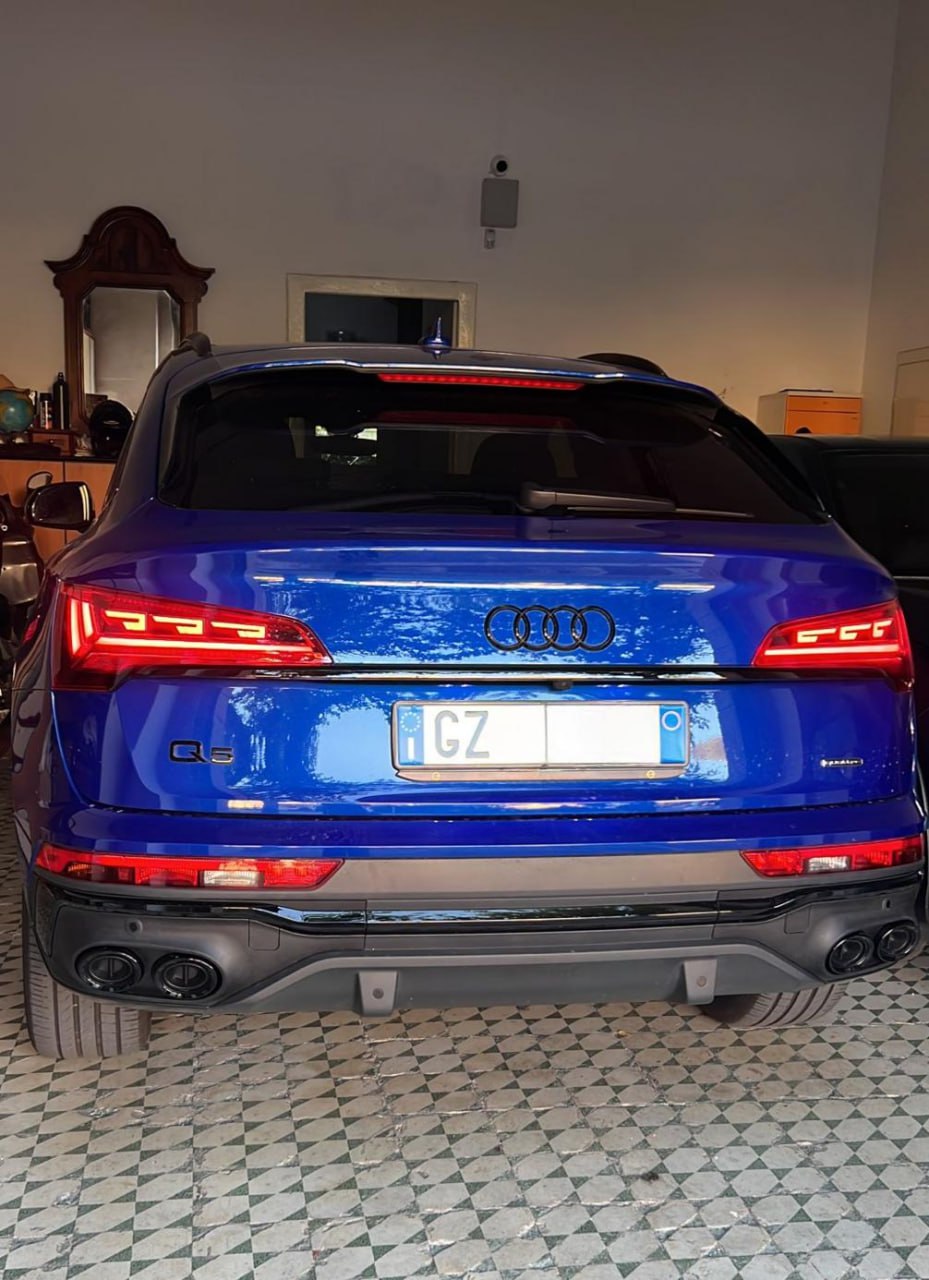 ART. 1959 DIFFUSORE Q5 SPORTBACK 2021-2022 LOOK SQ5 PROFILO NERO LUCIDO