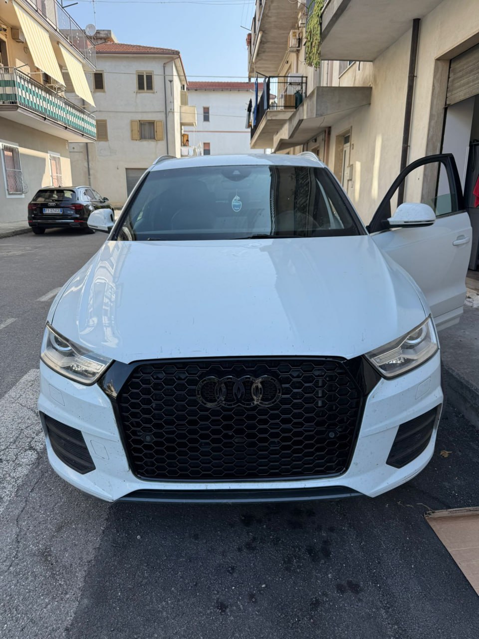 ART. 0579 GRIGLIA Q3 8U 2016-2019 LOOK RSQ3 NERA