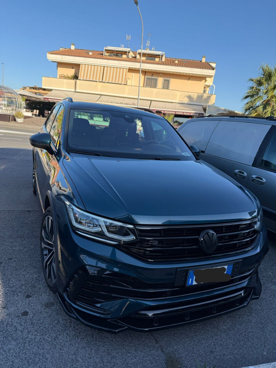 💕ART. 0885 SPLITTER VW TIGUAN 2020+ R RLINE NERO LUCIDO💕