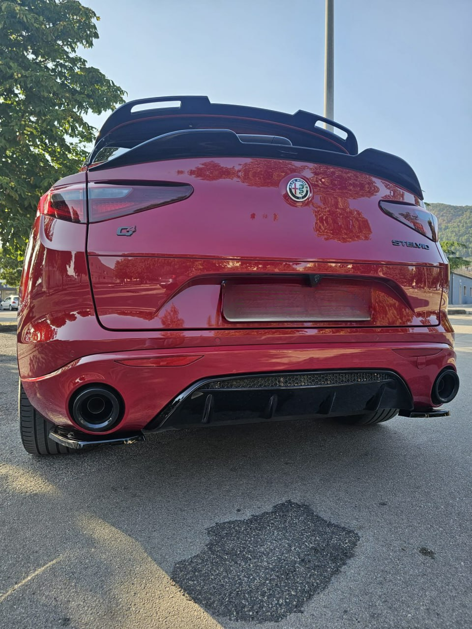 ART.2039 DIFFUSORE STELVIO 949 2016-2020 NERO LUCIDO