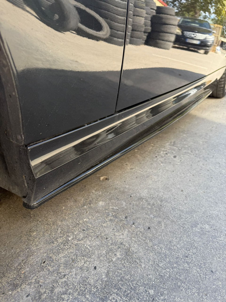 ART. 0892 SOTTO MINIGONNE BMW  F30 F31 F32 F33 F36 NERO LUCIDO