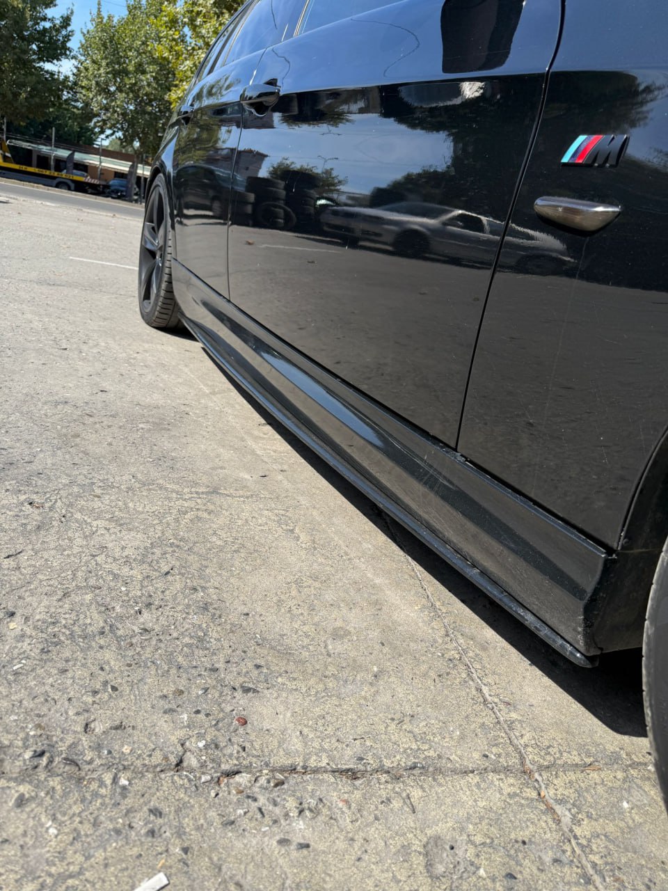 ART. 0892 SOTTO MINIGONNE BMW  F30 F31 F32 F33 F36 NERO LUCIDO