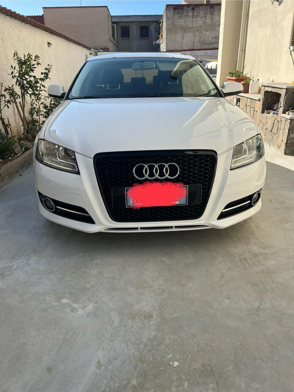 ART. 0163 GRIGLIA  AUDI A3 8P 2008-2012 LOOK RS3 NERA