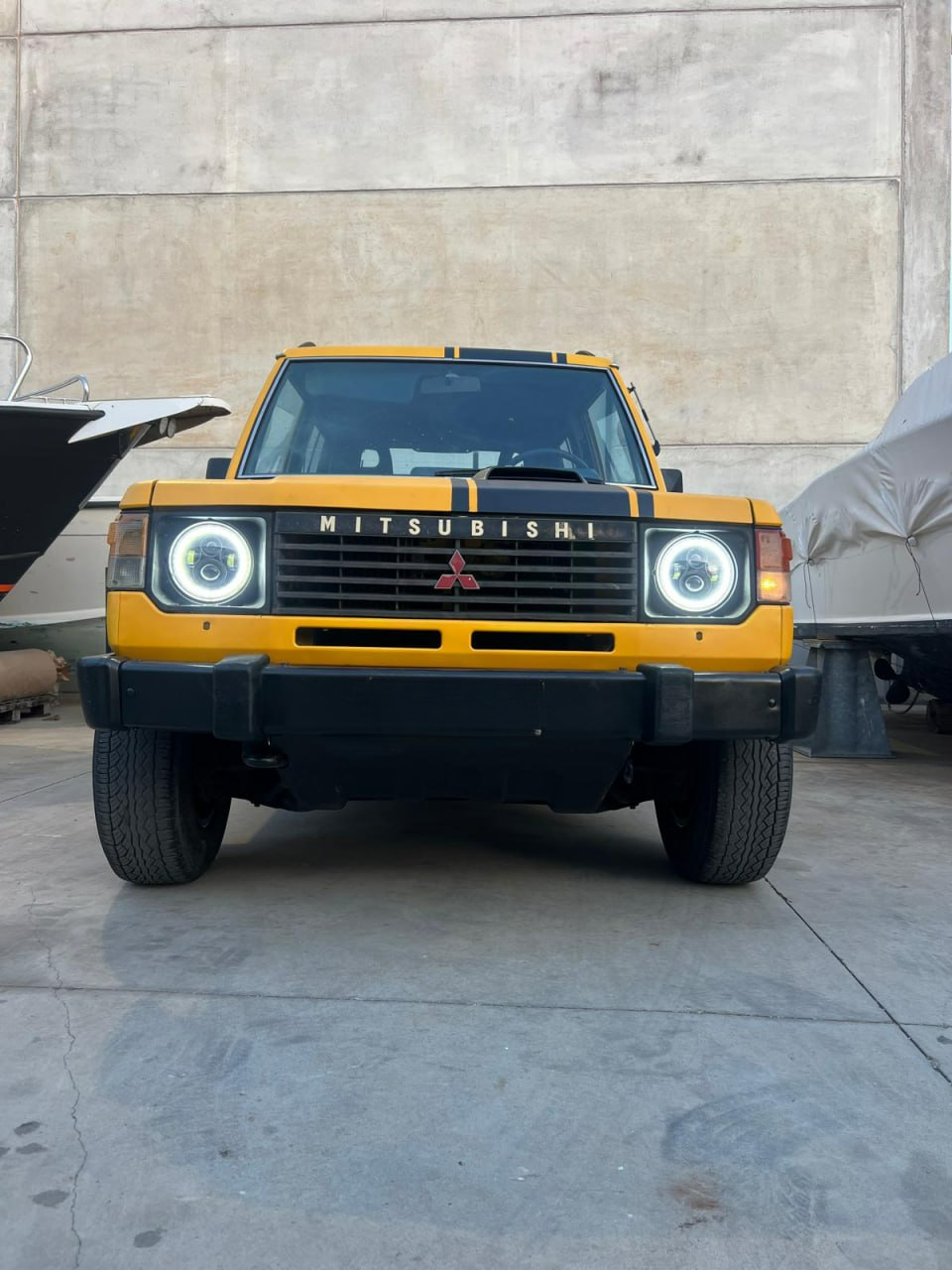ART. 0030 FARI TONDI ANTERIORI MITSUBISH PAJERO L04G