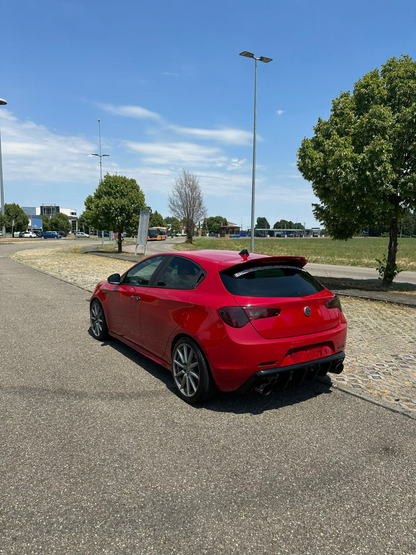 ART. 1924 DIFFUSORE ALFA  ROMEO GIULIETTA NERO LUCIDO LOOK TUNING