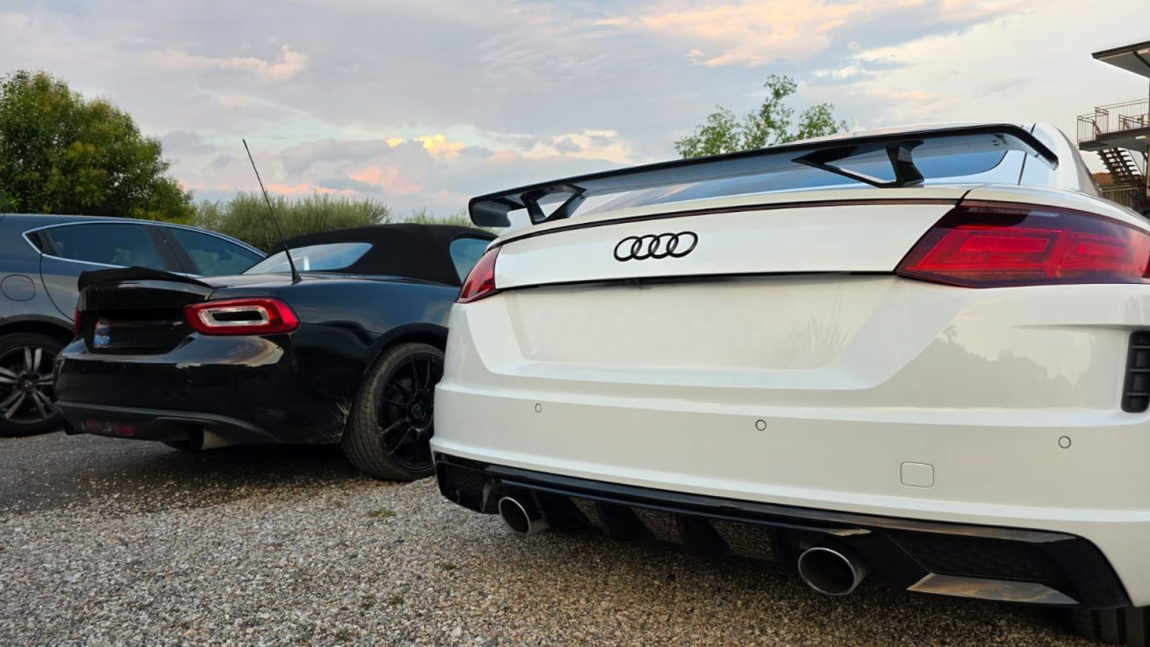 ART. 0959 SPOILER  AUDI  RSTT TT 8J TT   NERO LUCIDO