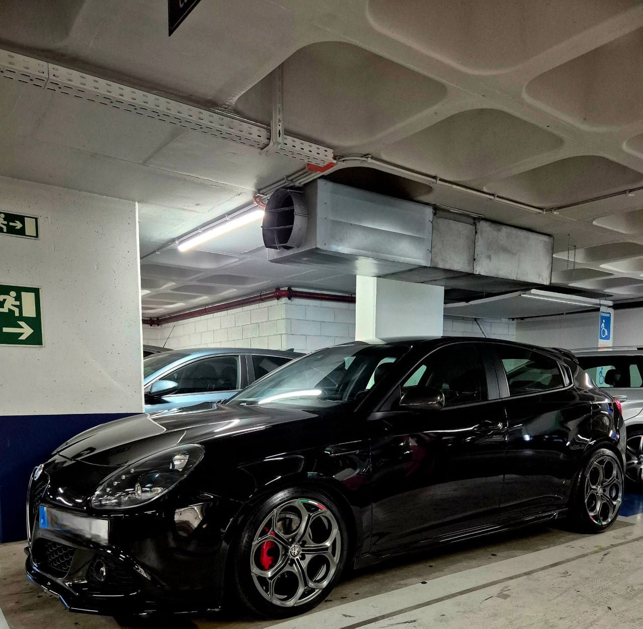 ART. 1842 SPLITTER GIULIETTA 2010-2020 NERO LUCIDO