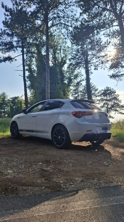 ART. 1924 DIFFUSORE ALFA ROMEO  GIULIETTA NERO LUCIDO LOOK TUNING