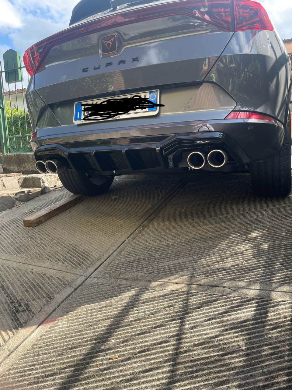 ART.2011 DIFFUSORE CUPRA FORMENTOR 2020-2024 NERO LUCIDO