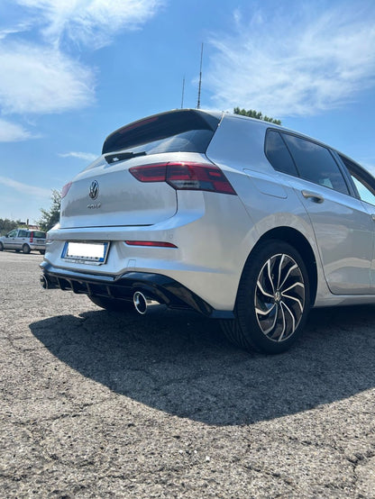 ART. 0512 DIFFUSORE GOLF 8 VIII 1+1 LOOK GTI NERO LUCIDO + TERMINALI