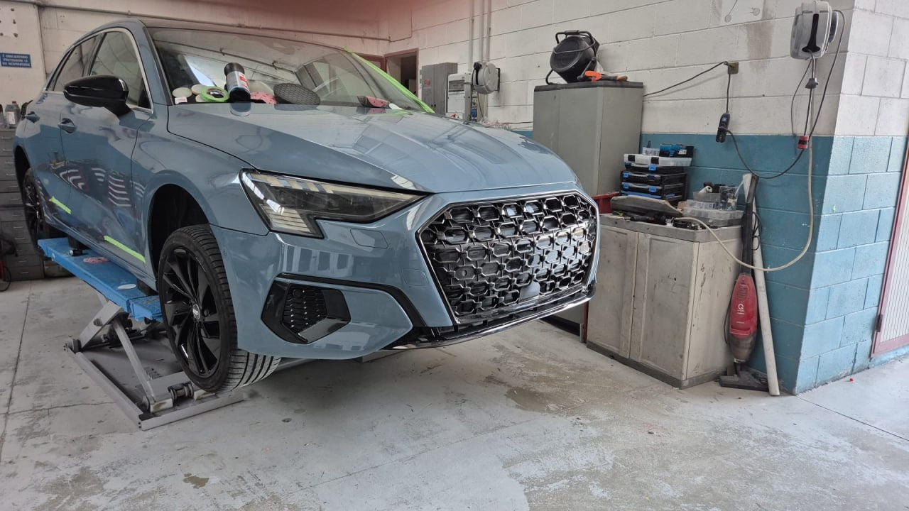 ART.2843 Griglia Anteriore RS3 Look per Audi A3 (8Y) Sportback Berlina 2020+