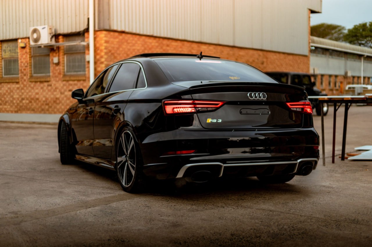 ART.2742    Paraurti posteriore adatto per Audi A3 8V 2012-2016 LOOK RS3