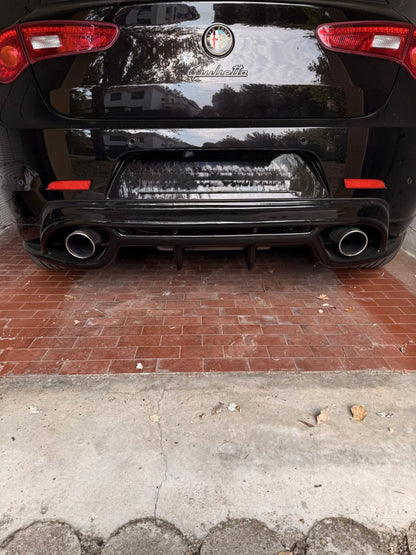 ART. 0405 DIFFUSORE ALFA ROMEO GIULIETTA LOOK QUADRIFOGLIO NERO LUCIDO