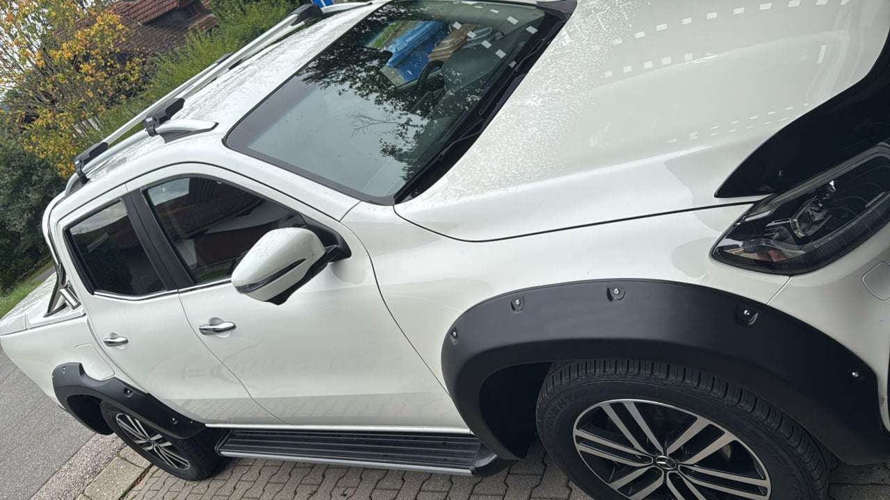 ART. 1076 PARAFANGHI MERCEDES CLASSE X W470 2017+ NERO OPACO