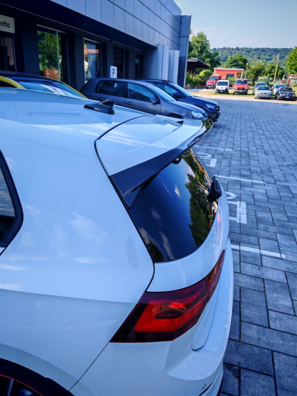 ART.2004 SPOILER VW GOLF 8 GTI R GREZZO