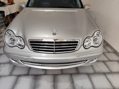 Set fari anteriori adatti per Mercedes Classe C W203 cromati