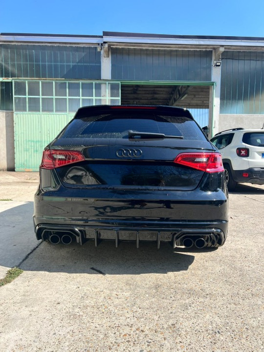 ART.2150 DIFFUSORE AUDI A3 8V 2012-2016 SLINE S3 NERO LUCIDO 2+2