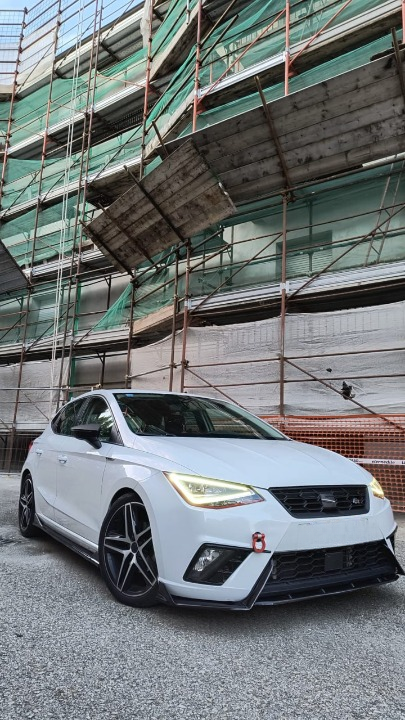 ART. 0272 SOTTO MINIGONNE SEAT IBIZA 6J IBIZA 6F IBIZA KJ 08-21 NERO LUCIDO