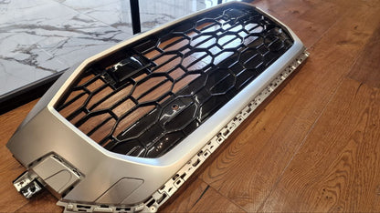 ART.3444 GRIGLIA AUDI Q8 2018-2023 LOOK RS SILVER