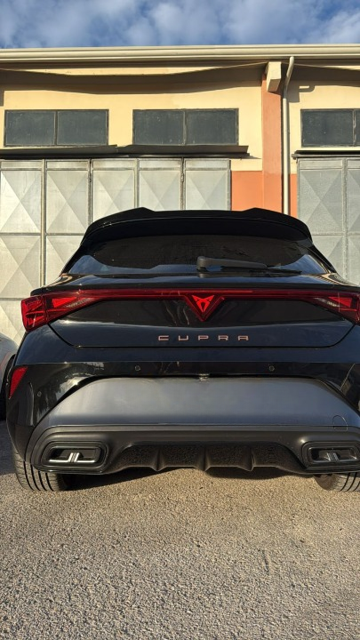 ART. 1851 SPOILER CUPRA LEON 2020+ NERO LUCIDO