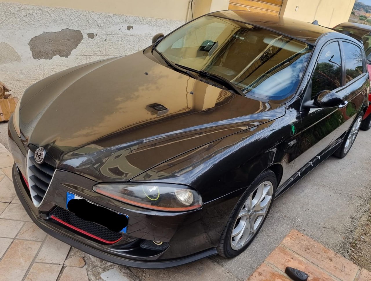 ART. 0035 MINIGONNE ALFA  ROMEO 147 LOOK AERO (183/184CM)