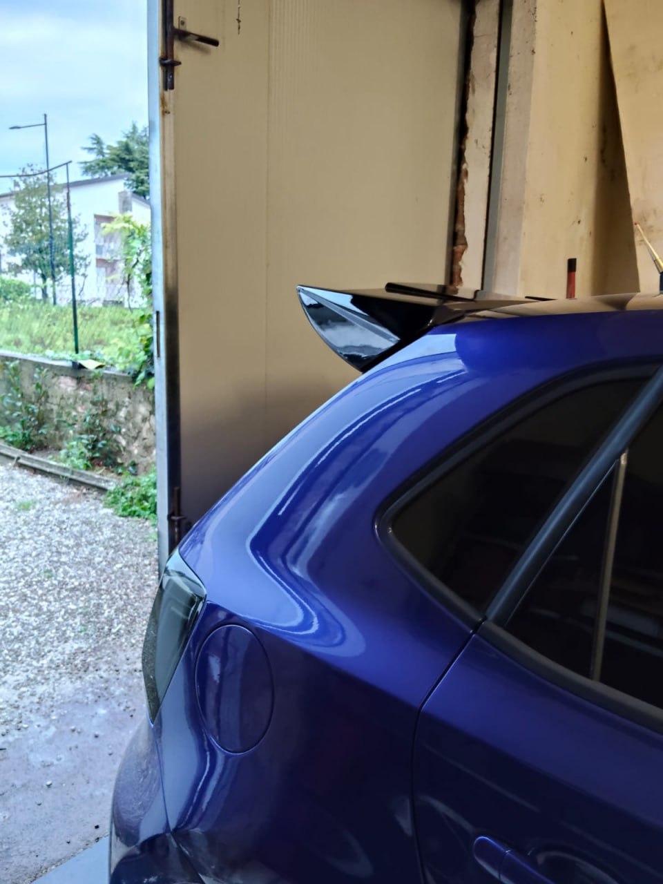 ART. 1758 SPOILER  VW POLO 6R 6C 2011-2018 LOOK BATMAN NERO LUCIDO