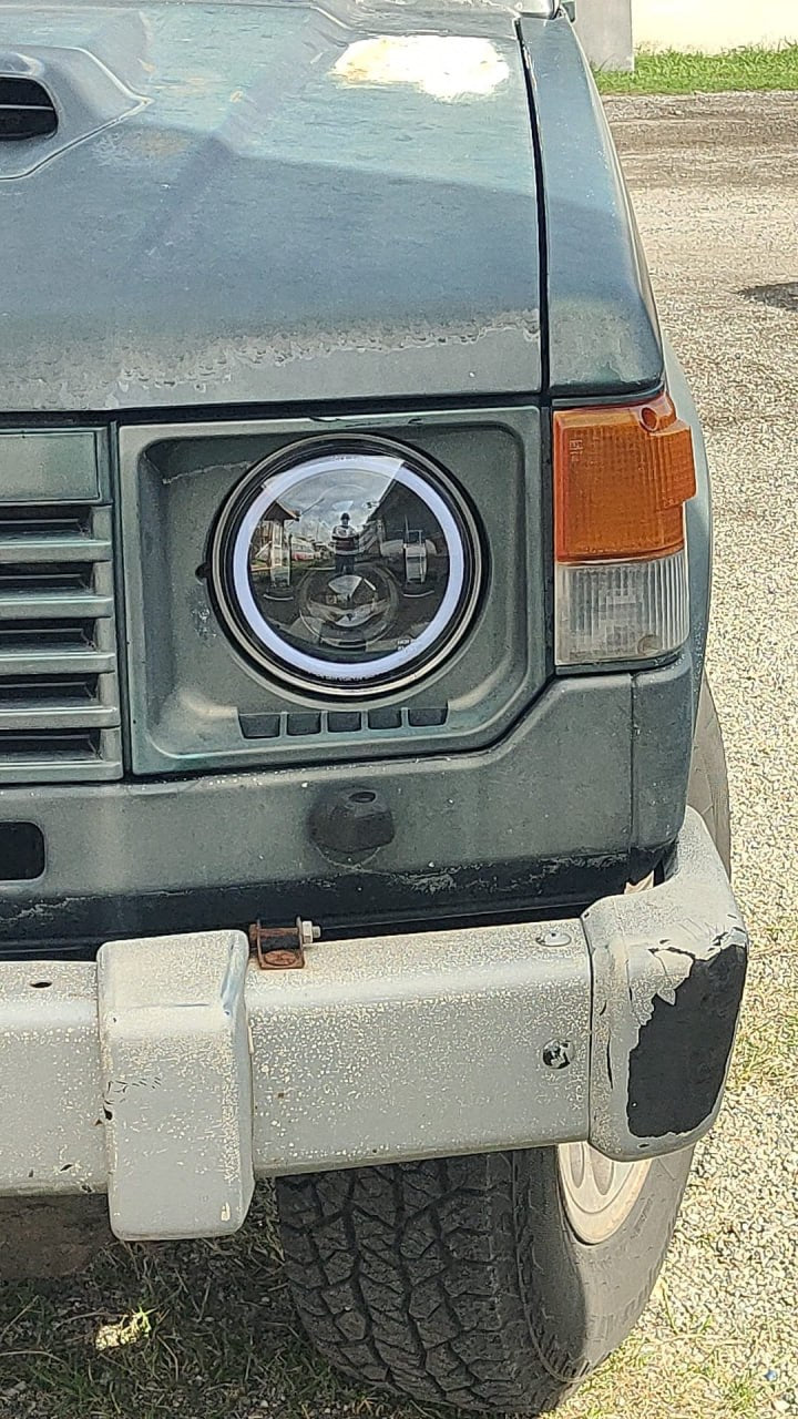 ART. 0030 FARI TONDI ANTERIORI DRL 7  MITSUBISH PAJERO