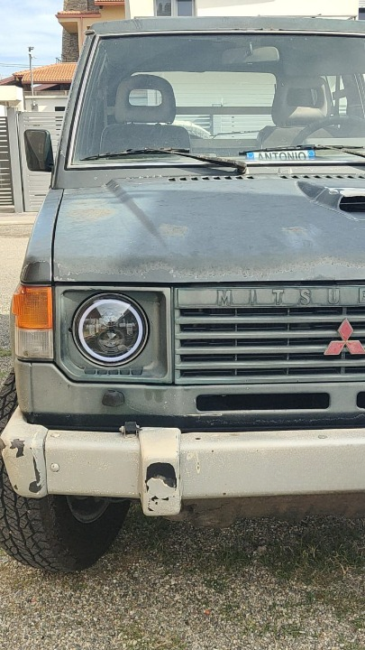 ART. 0030 FARI TONDI ANTERIORI DRL 7  MITSUBISH PAJERO