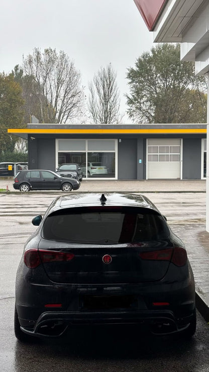 ART. 0405 DIFFUSORE ALFA ROMEO GIULIETTA LOOK QUADRIFOGLIO NERO LUCIDO